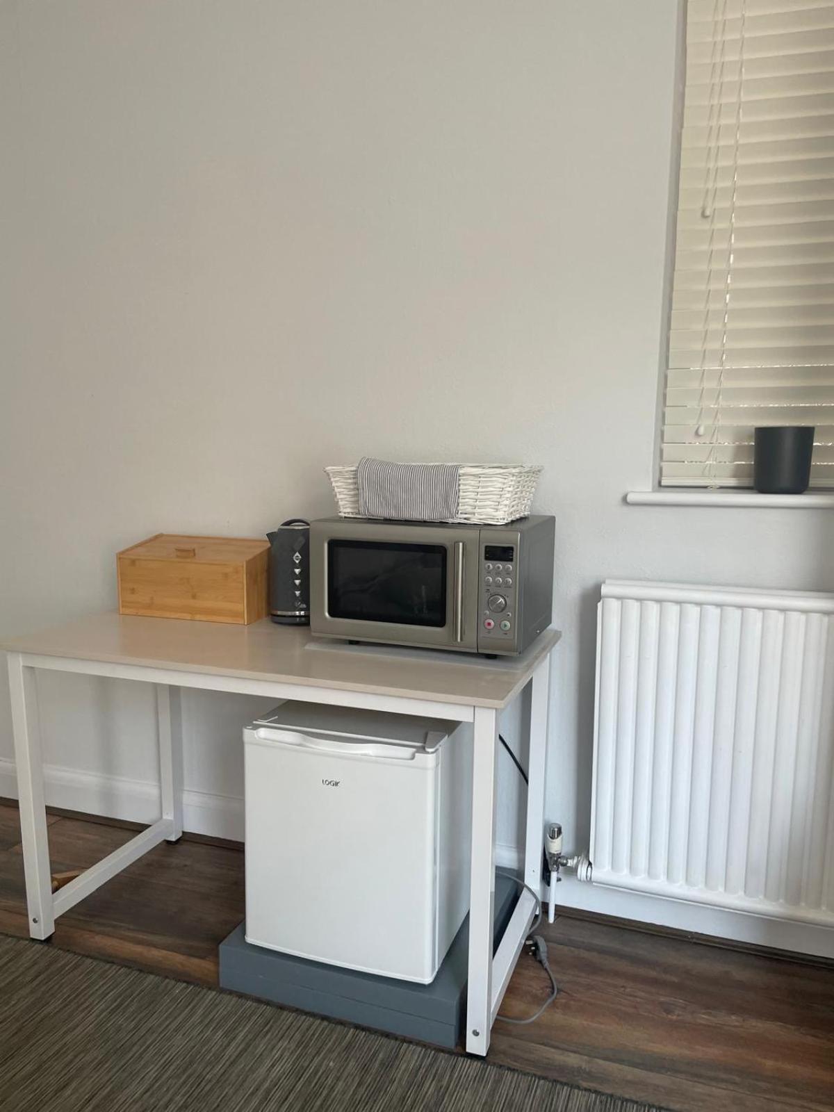 Spacious Double Studio-Style Room Orpington Exterior photo